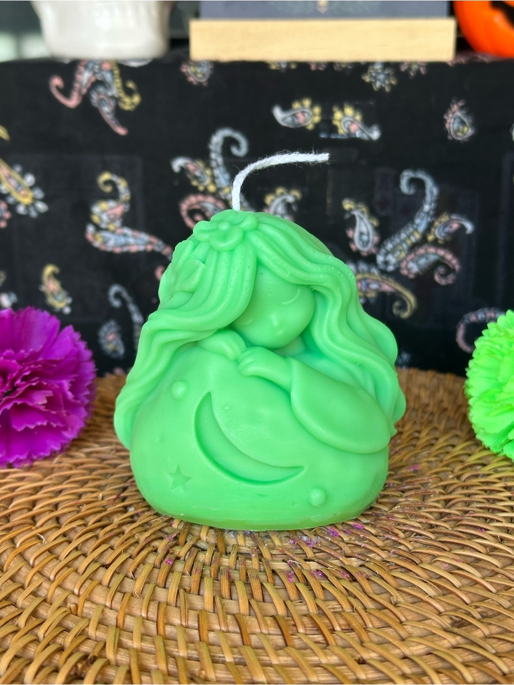 Green Celestial Goddess Moon Candle – Witchy Lunar Ritual Candle